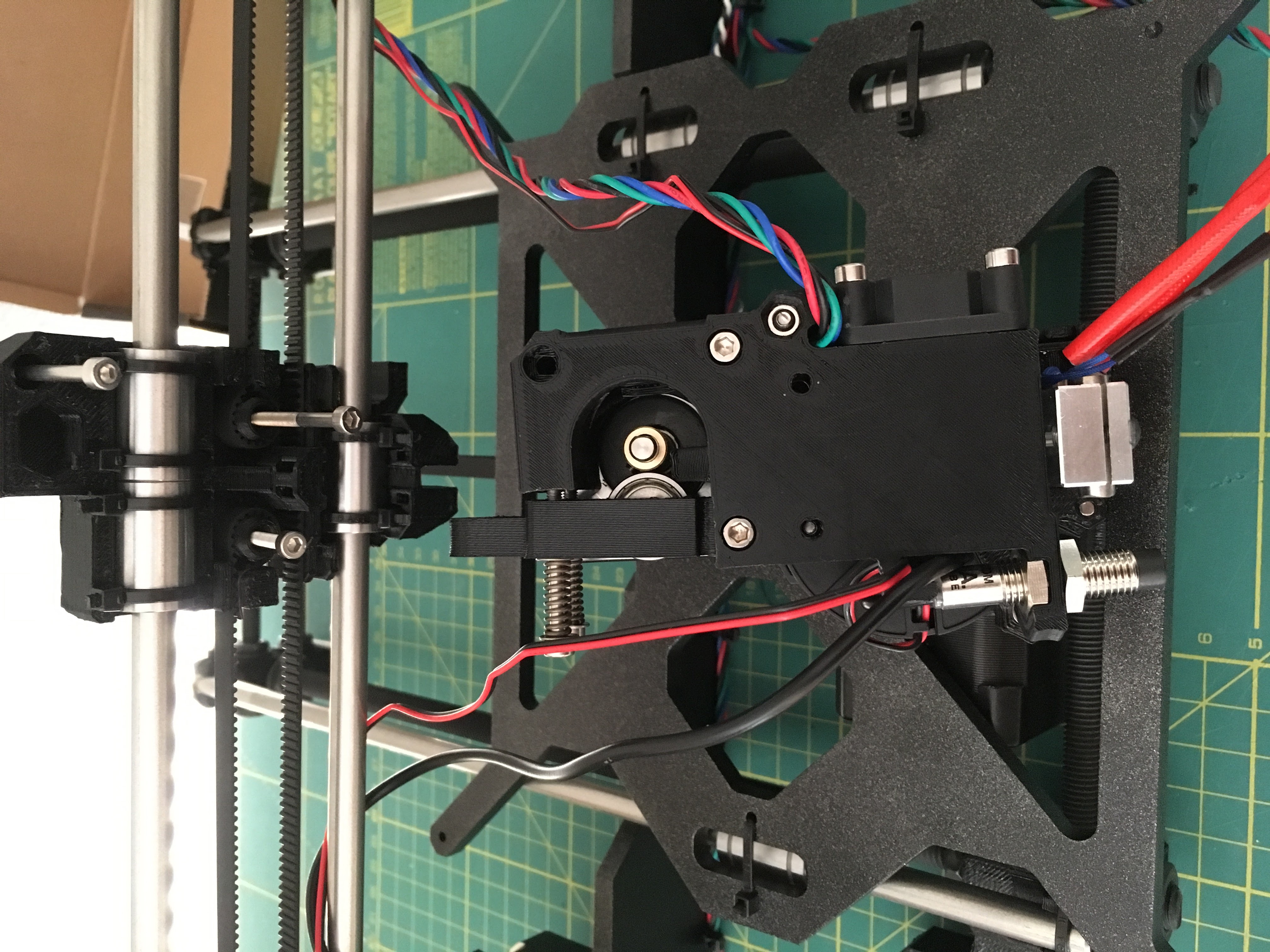 Extruder head